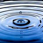 Agua con metales pesados se vuelve potable gracias al metal líquido