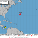 Leslie se fortalece en el Atlántico y mañana puede llegar a huracán