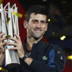 Djokovic, campeón China sin perder ni un servicio