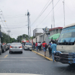 El desorden vial trastorna la vida en sector Miraflores
