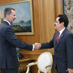 El rey de España se reúne con el presidente del Parlacen, Tony Raful