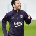 Messi entrena 11 días despues de la fractura