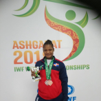 Crismery Santana gana dos medallas en los Mundiales de Pesas