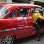 Organizan exhibición de autos clásicos en Cuba