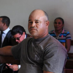 Padre de Emely pide que Marlon Martínez sea trasladado de la cárcel de Salcedo