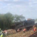 Dos muertos y tres heridos al descarrilarse tren de transportar caña en La Romana