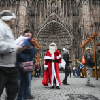 Estrasburgo reabre su famoso mercado navideño tras 48 horas de angustia