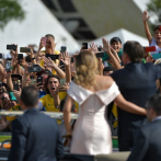 De verde y amarillo, bolsonaristas vibran en Brasilia con la investidura del 