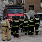 Socorristas rusos hallan nuevos cuerpos, entre ellos niños, en edificio derrumbado