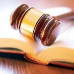 Jueces piden a Procurador desestimar querella presentada en su contra