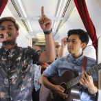 Una empresa aérea indonesia ofrece conciertos en vivo durante el vuelo