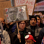 Periodistas serbios reciben amenazas de muerte por informar sobre protestas