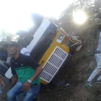 Al menos 49 personas heridas al volcarse autobús camino a Santiago