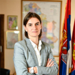 Pareja de la primera ministra de Serbia da a luz a un niño