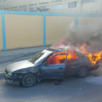 Se incendia vehículo en marginal de la Máximo Gómez y provoca gran taponamiento