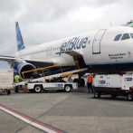 Avión Santo Domingo-Newark se devuelve y aterriza en Las Américas de emergencia