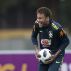 UEFA investiga a Neymar por criticar a los árbitros
