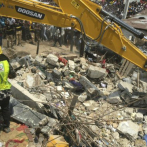 Más de 100 niños atrapados al colapsar un edificio con una escuela en Nigeria