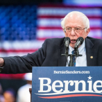 El candidato demócrata de EEUU, Bernie Sanders, herido tras caerse en la ducha