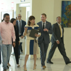 Embajadora de EE.UU. visita Fundación Mauricio Báez para supervisar entrenamientos de baile
