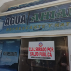 Salud Pública cierra tres plantas procesadoras y distribuidoras de agua en Santo Domingo Este