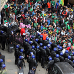 Pueblo argelino vuelve a las calles contra el entorno de Bouteflika