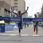Cherono gana Maratón de Boston en final cerrado