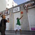 El arte invita al diálogo en el Malecón de La Habana