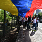 Venezolanos en el país piden a Danilo Medina declarar persona no grata al embajador Alí de Jesús Uzcategui