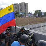 Disturbios en alrededores de base donde Guaidó anunció alzamiento militar
