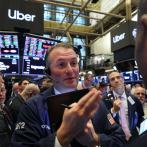 Uber debutó en Wall Street con una caída de 7,6% de sus acciones