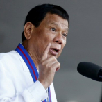 Presidente filipino ordena enviar de vuelta a Canadá toneladas de basura