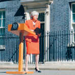Políticos inician la lucha tras la renuncia de Theresa May