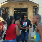 José Alberto “El Canario” visita y baila con fanáticos en Cali, Colombia