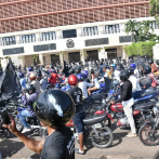 Motoristas protestan en el Congreso Nacional en contra de posible reforma