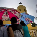 EEUU podría multar a migrantes que se refugien en iglesias