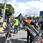 Cientos de motoristas firman libro contra reforma constitucional