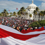 Miles de manifestantes exigen la renuncia del gobernador de Puerto Rico