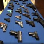 Arrestan miembros de Los Trinitarios por venta ilegal de armas en Alto Manhattan