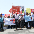Ganaderos protestan frente al Ministerio de Agricultura; exigen convocar a Conaleche