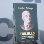 Presentan libro de Héctor Minaya