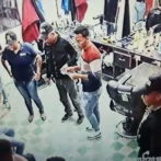 DNCD comprueba sus agentes actuaron mal en barbería de Villa Vásquez y los expulsa