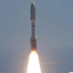 NASA lanza cohete con satélite para el centro espacial y de misiles de la Fuerza Aérea