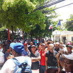 Moradores de La Ciénaga protestan por desalojos