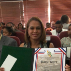 Periodista del Listín Diario, Patria Reyes gana “Gran Premio” Guarnición del Ejército