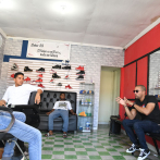 Los muchachos de la barbería de Villa Vásquez cuentan su historia