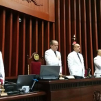Reinaldo despide su carrera legislativa al reelegirse como presidente del Senado