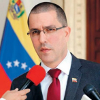 Gobierno de Venezuela afirma que rearme de FARC es responsabilidad del presidente de Colombia