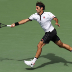 Federer domina y nueva vez está en los cuartos de final