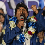 Evo Morales se proclama vencedor en Bolivia y denuncia un 